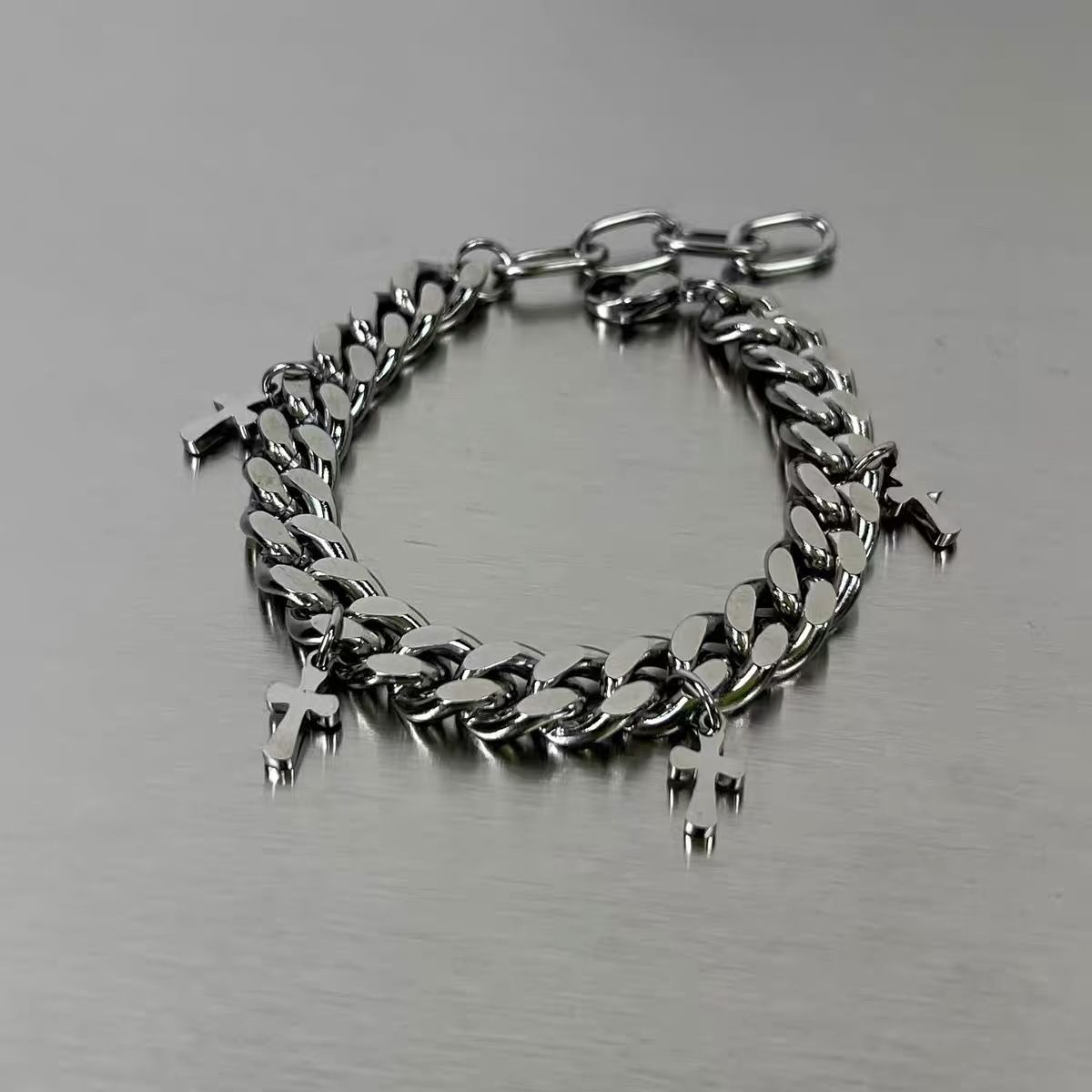 Cross Border Hit: Gelang Cuban - Streetwear Brand Niche ulasan dan harga